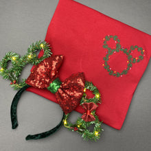 Load image into Gallery viewer, Mouse Wreath - T-Shirt Adult