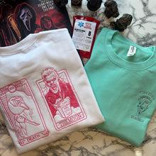 Load image into Gallery viewer, Horror Reading EXTRA  - Pullover Hoodie
